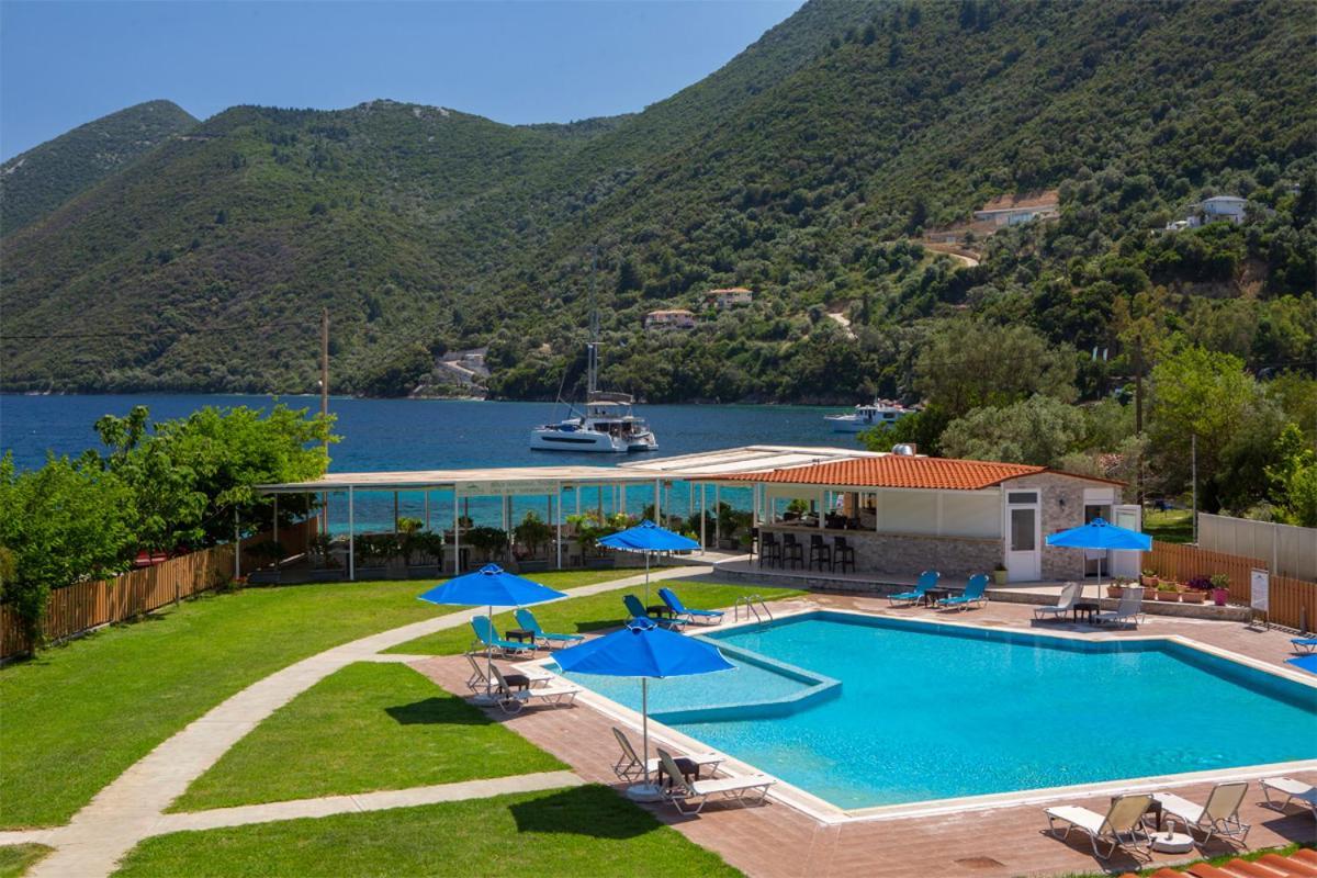 Menes Hotel Jéni Kültér fotó