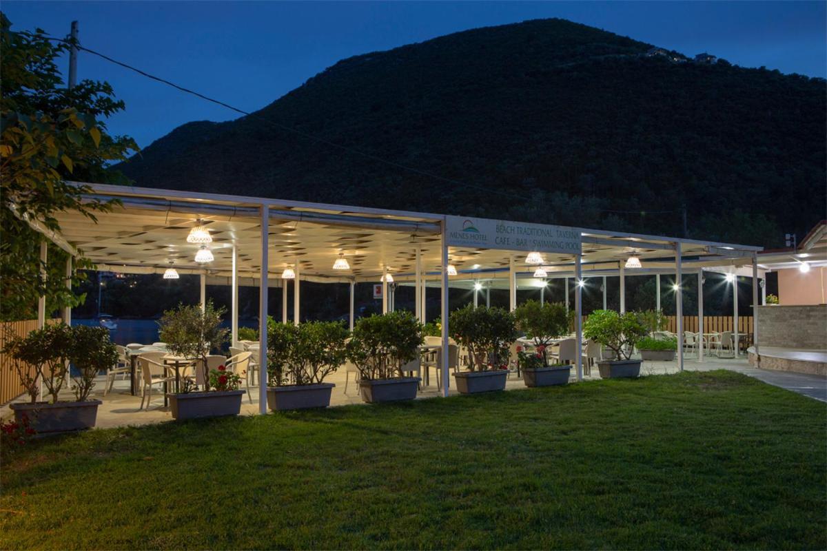 Menes Hotel Jéni Kültér fotó