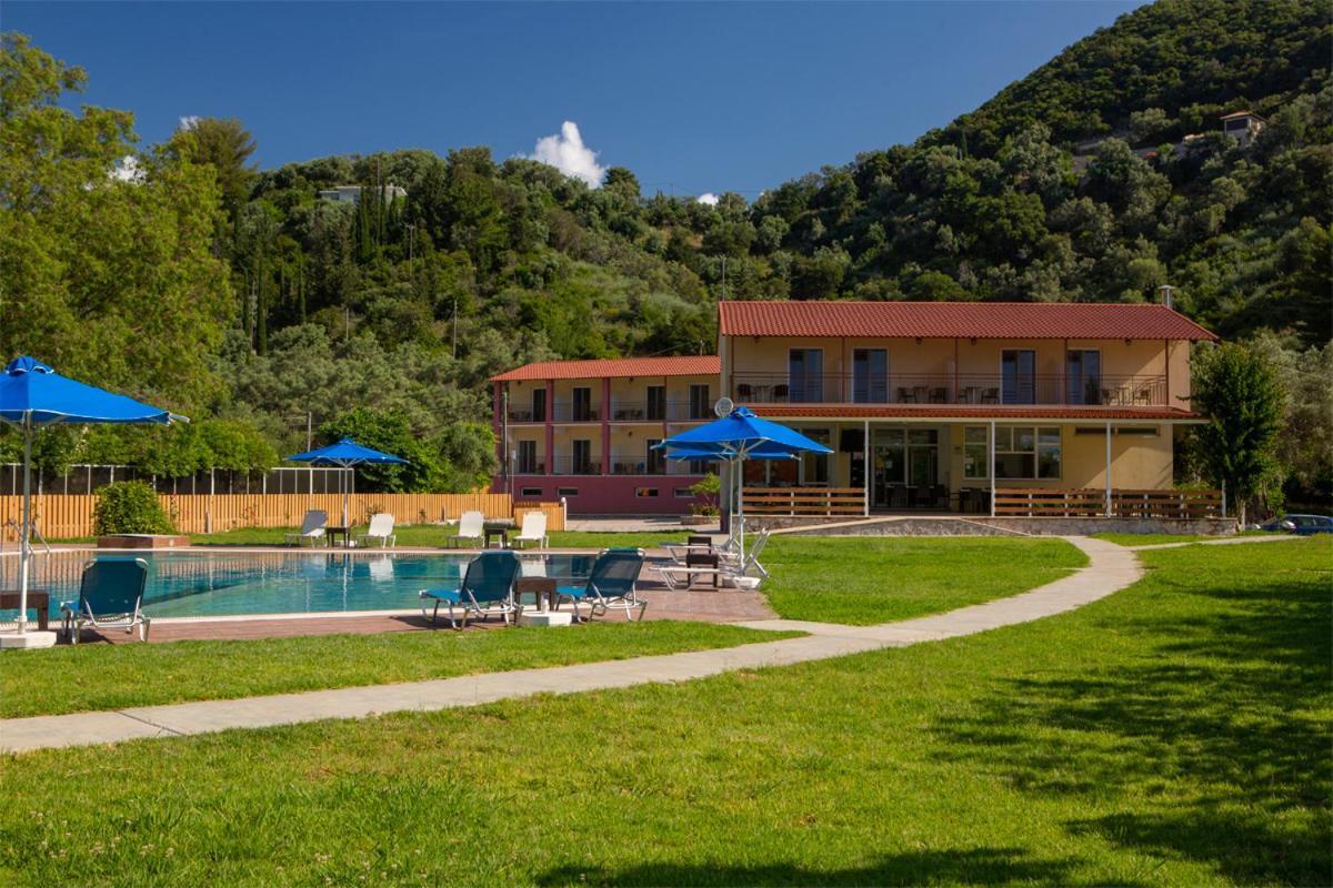 Menes Hotel Jéni Kültér fotó