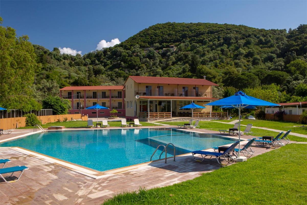 Menes Hotel Jéni Kültér fotó