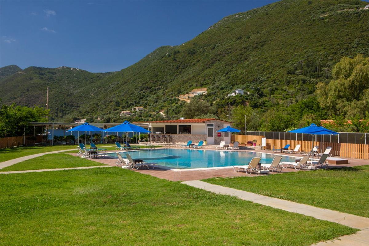 Menes Hotel Jéni Kültér fotó