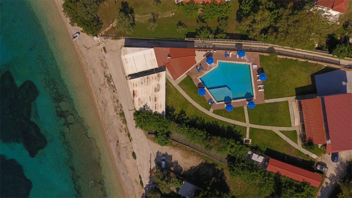 Menes Hotel Jéni Kültér fotó