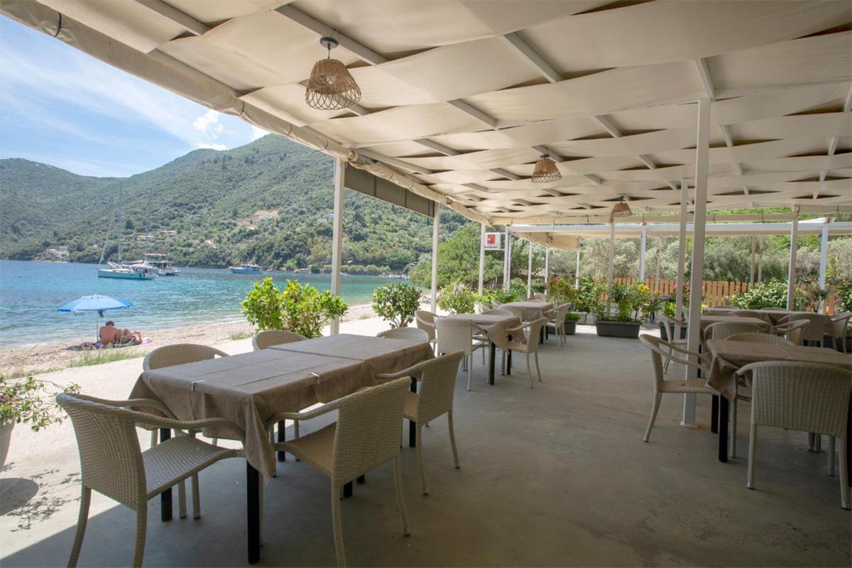 Menes Hotel Jéni Kültér fotó