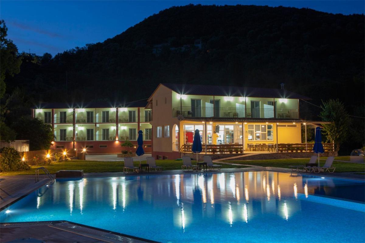 Menes Hotel Jéni Kültér fotó