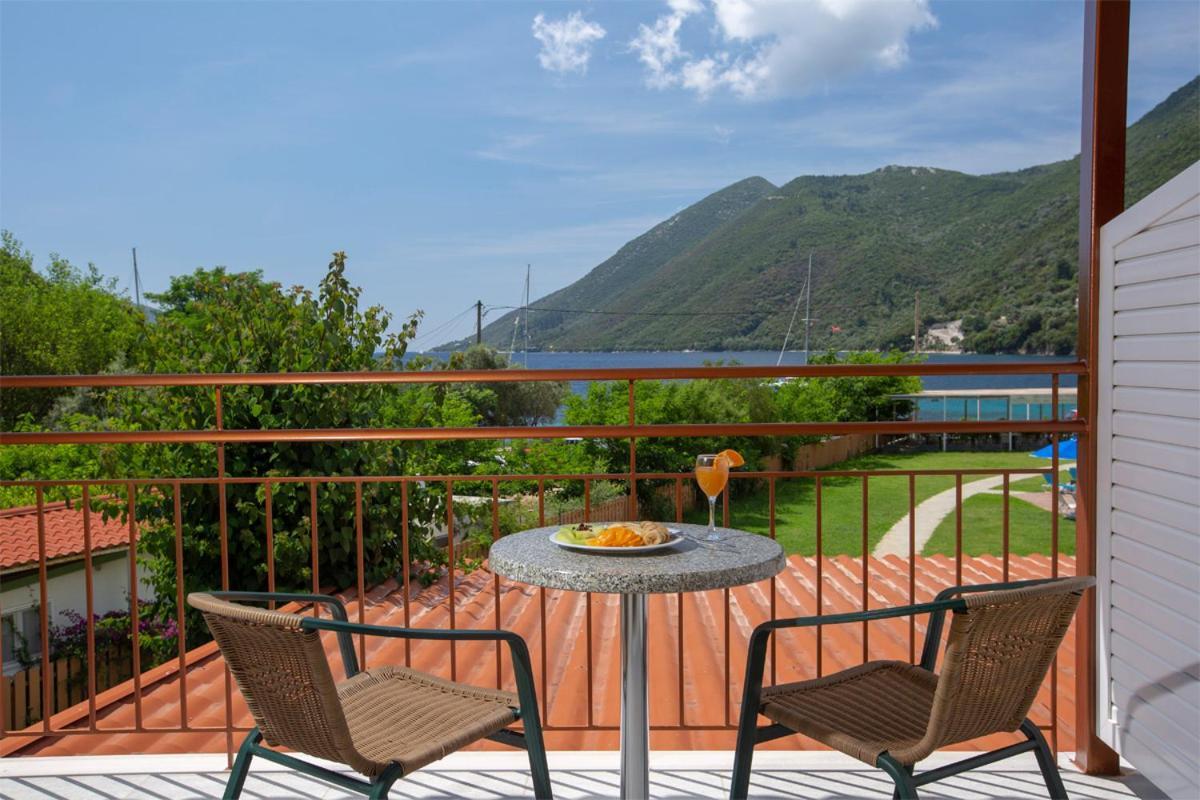 Menes Hotel Jéni Kültér fotó