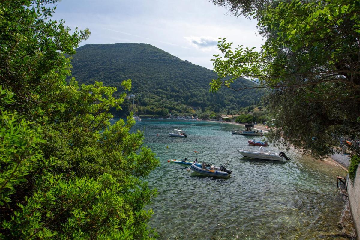 Menes Hotel Jéni Kültér fotó