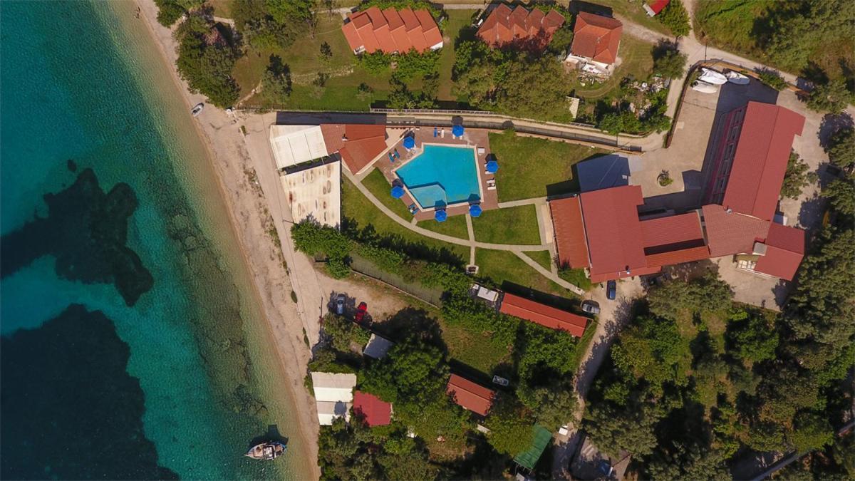Menes Hotel Jéni Kültér fotó